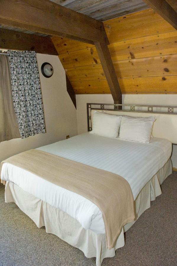 Hotel Cabins On Strawberry Hill Pine Zewnętrze zdjęcie