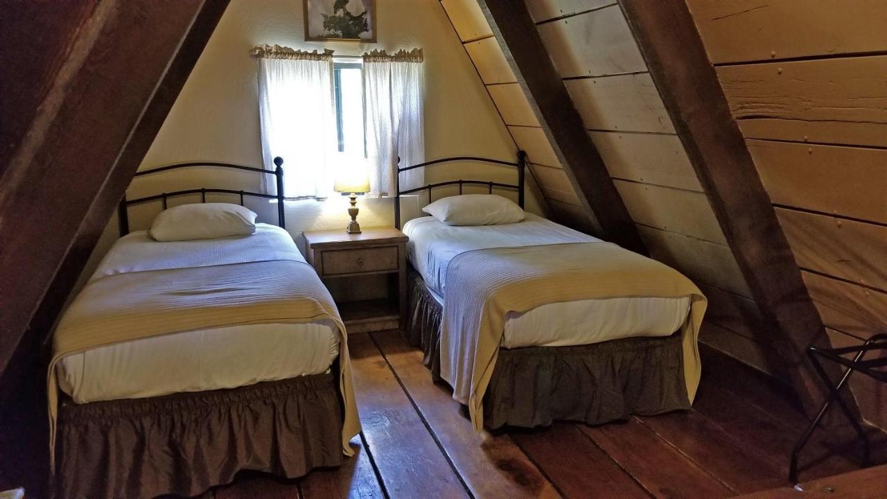 Hotel Cabins On Strawberry Hill Pine Zewnętrze zdjęcie